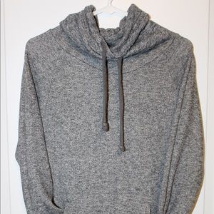 Gray sweatshirt